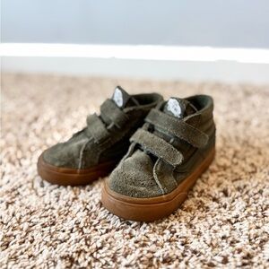 Kids Olive Green Suede Vans